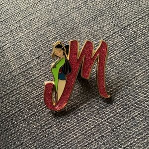 Mulan pin